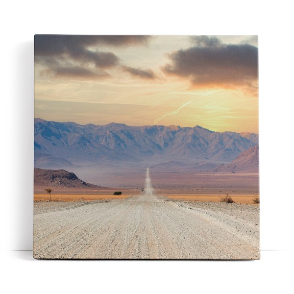 Namibia Afrika Wüstenlandschaft Straße Berge