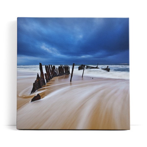 Strand Meer Horizont Schiffswrack Gewitterwolken