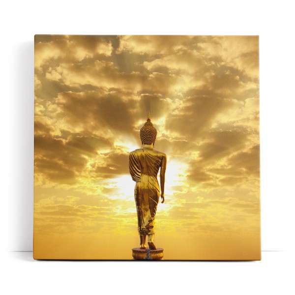 Buddha an Sonnenlicht Sonne Himmel Harmonie Buddhismus