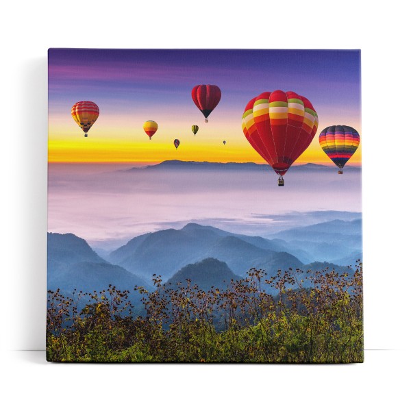 Heißluftballons über Berge Berglandschaft Himmel Sonnenuntergang