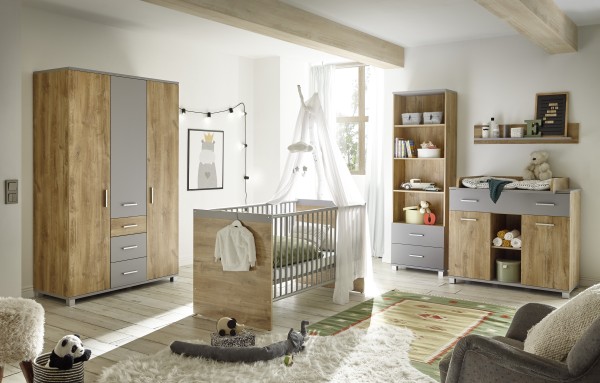 Babyzimmer Larissa 5 teilig Komplett Set in Bolton Oak und Arktisgrau mit Kleiderschrank, Babybett und Bettumbauseiten, Wickelkommode, Standregal - Kinderzimmer Möbel Teenager Zimmer Jungs und Mädchen